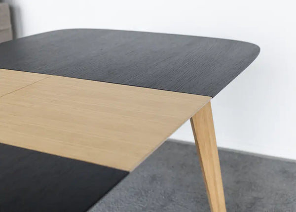 Dining Table Hekt
